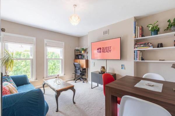 GuestReady – Modern 2BR near West Dulwich, London