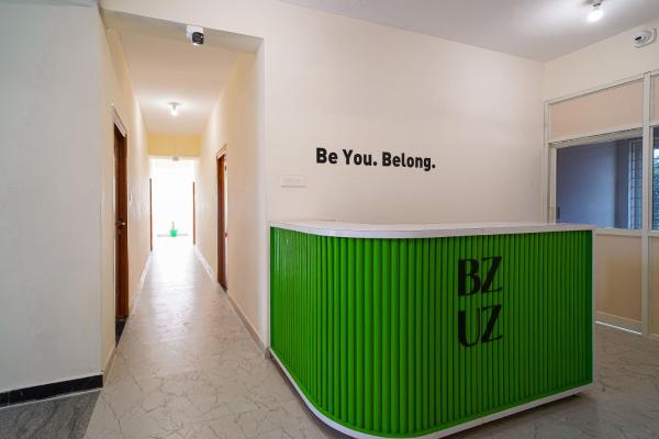 En la foto se muestra el objeto Open Hotel by Olive - Buzz Studio ubicado en la ciudad de Lingampalli.