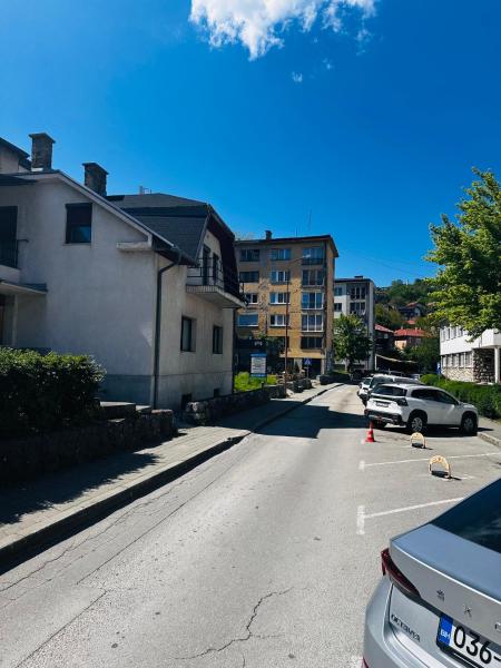 The photo shows the Rooms Cobras II located in the city of Jajce.