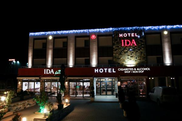 A la foto es mostra l'objecte Hotel & Restaurant Ida situat a la ciutat de Ayrovo.