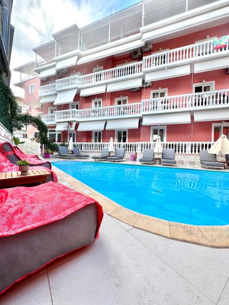 A la foto es mostra l'objecte Villa Antonis situat a la ciutat de Parga.