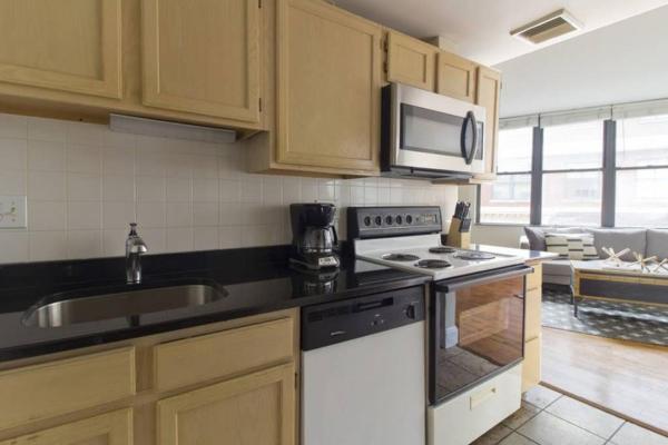 Foto 7: Convenient, furnished 1BR in the heart of Boston