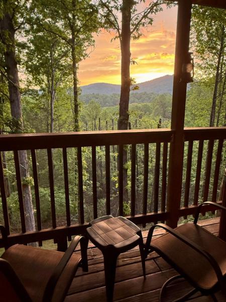A la foto es mostra l'objecte Heavenly Daze and Nights situat a la ciutat de Sevierville.