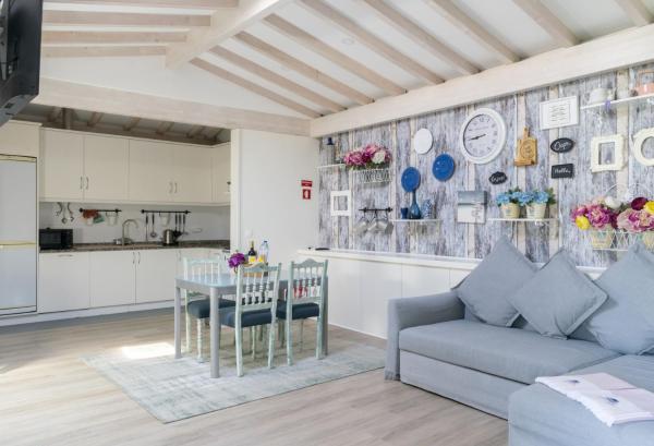 Flowers & Beach Oporto House - Valadares