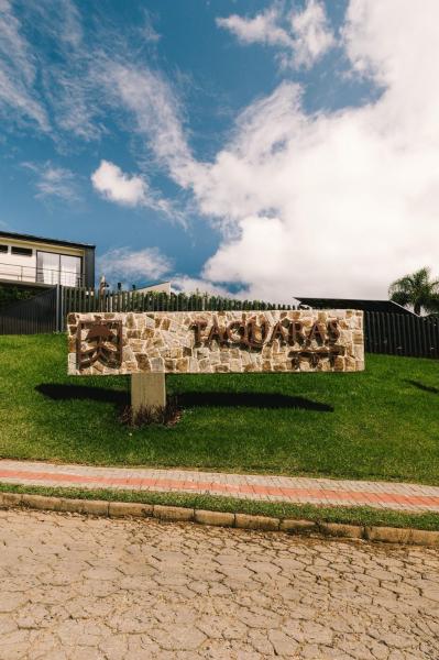 A la foto es mostra l'objecte Elegante bangalô de campo 2 - Taquaras Huts situat a la ciutat de Barra Clara.