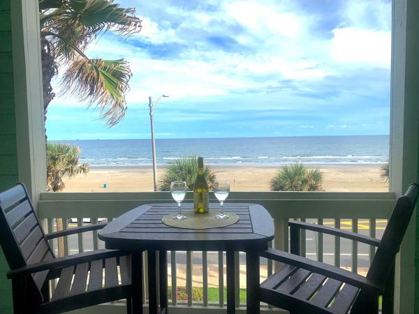 2 Bd, Oceanfront Oasis, Lots Of Deals And Winter Texans Book Early - Galveston