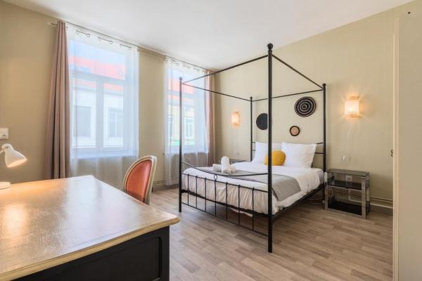 Auf dem Foto ist das Objekt Grande maison 5 chambres charmante et confort à Roubaix - Idéal pour visite de la métropole in der Stadt Roubaix zu sehen.