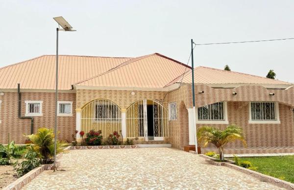 Στη φωτογραφία φαίνεται το αντικείμενο Paradise Holiday home που βρίσκεται στην πόλη Jambur.