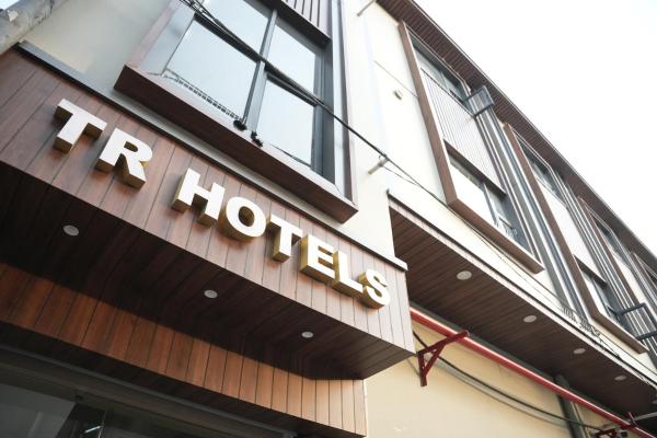 Na foto é possível ver o objeto TR Hotels localizado na cidade de Ambāla.