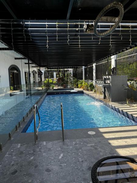 A la foto es mostra l'objecte The Party Pad situat a la ciutat de Ángeles.