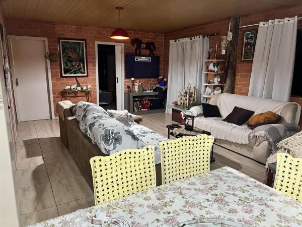 A la foto es mostra l'objecte Sítio Boa Vista Camboriú, banheira, festa, eventos situat a la ciutat de Oliveira.
