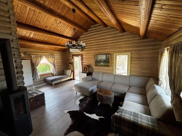 Na zdjęciu widoczny jest obiekt Authentic Norwegian Cottage położony w mieście Sand.