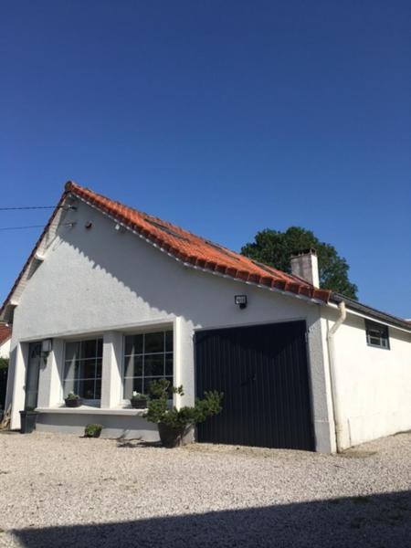 A la foto es mostra l'objecte Villa des 4 saisons situat a la ciutat de Cucq.