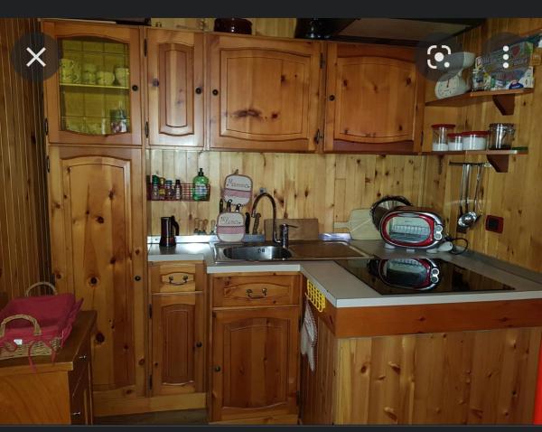 Nella foto è visibile l'oggetto Piccolo chalet situato nella città di Andalo.
