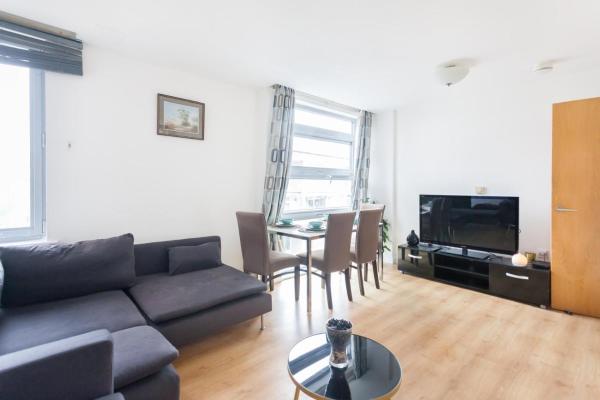 Central Stays 2 Bed Entire Apartment, London