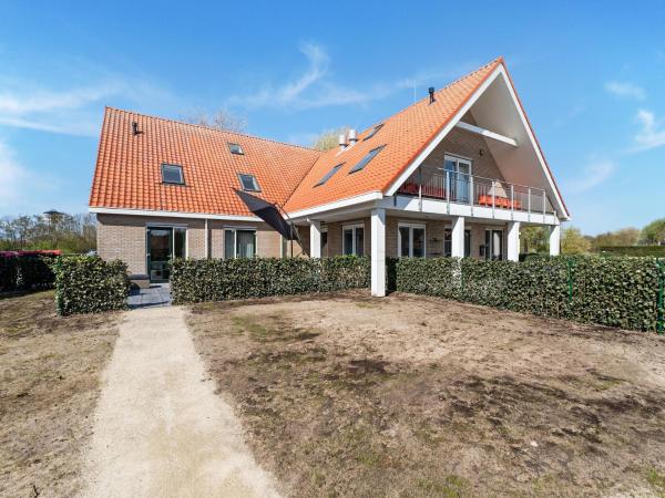 Na fotografii je vidět objekt Apartment in Nes near Vlijen Recreation Area nacházející se ve městě Nes.