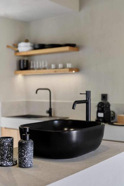 Auf dem Foto ist das Objekt G&D studio in der Stadt Trýgonas zu sehen.