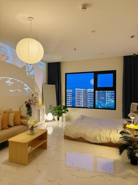Auf dem Foto ist das Objekt LumiRoom Căn Hộ Studio Vinhomes Grand Park Q9 in der Stadt Long Bình zu sehen.
