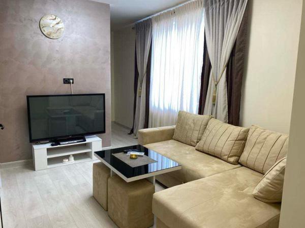 Apartament near the OPERA House, Erywań