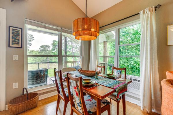 Foto 6: Views, Sunsets & Wildlife: Waterfront Gem in Texas