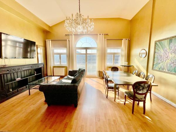 Rooftop Apartment, Karlovy Vary