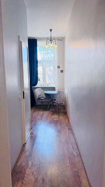 Fotografie 8: Flat in front of Central Station