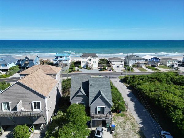 På bilden syns objektet The Sandy Spot som ligger i staden Surf City.