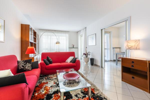 Na fotografii je vidět objekt Luce Apartment with free parking nacházející se ve městě Alba.
