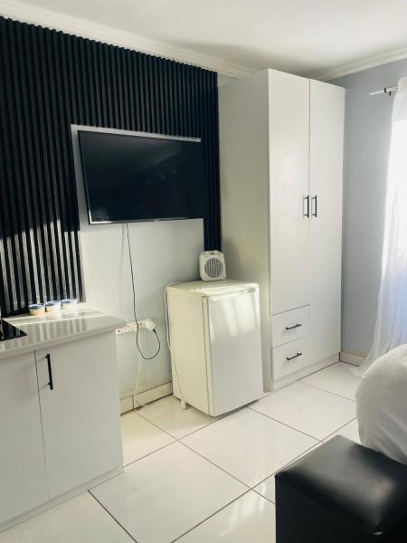 Na zdjęciu widoczny jest obiekt Khainos Self Catering położony w mieście Khomas Region.
