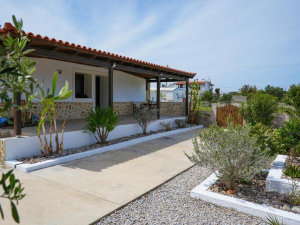 A la foto es mostra l'objecte The Garden House situat a la ciutat de Antimácheia.