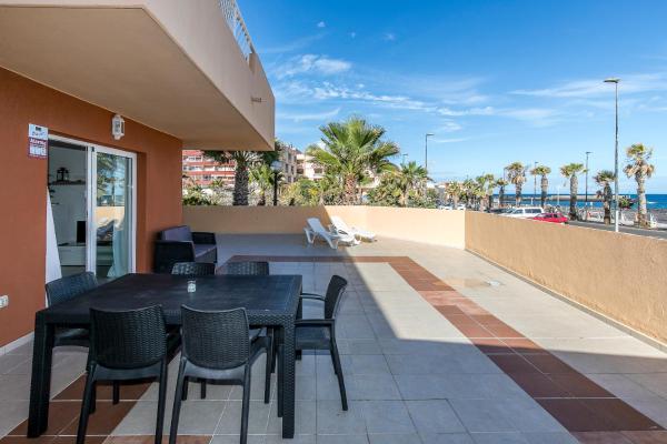 照片显示了位于Puertito de Güímar市的Seaside Escape, Pool & Terrace in Puertito Güímar物件。