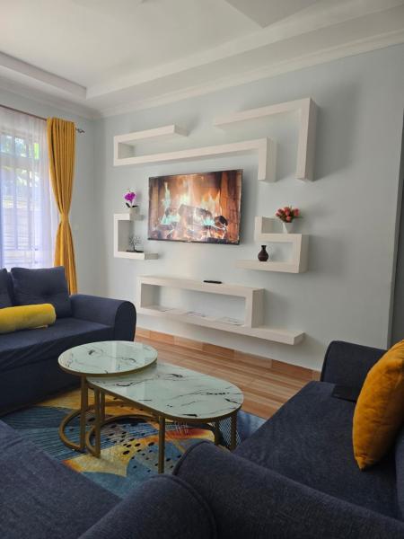 A la foto es mostra l'objecte Neim Homes situat a la ciutat de Meru.