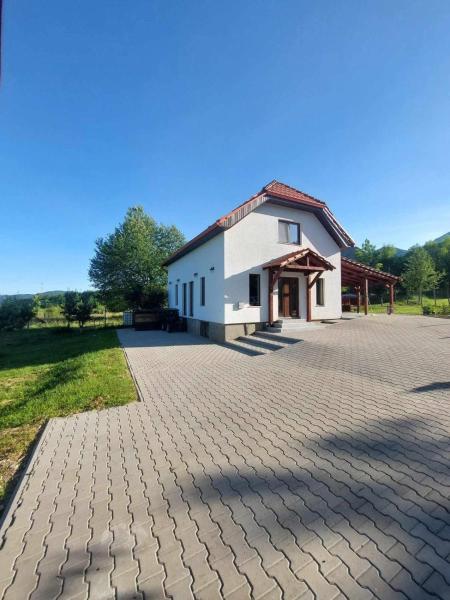 Auf dem Foto ist das Objekt Cabana Gap House in der Stadt Izvoarele zu sehen.