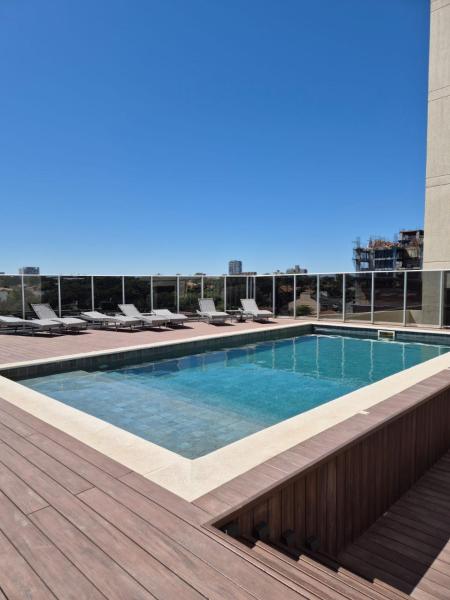 A la foto es mostra l'objecte Molas Tower 119D situat a la ciutat de Asunción.