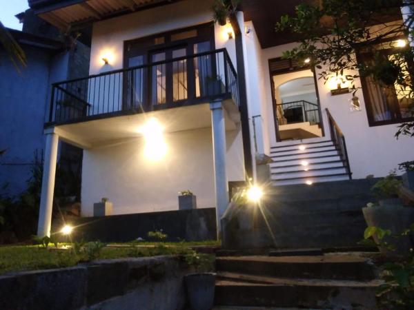 Στη φωτογραφία φαίνεται το αντικείμενο Hansa Villa που βρίσκεται στην πόλη Ankokkawala.