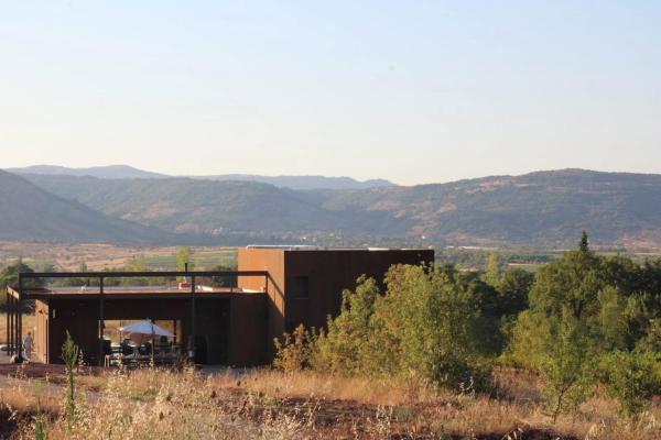 A la foto es mostra l'objecte L'expérience Maison Augusta situat a la ciutat de Salasc.