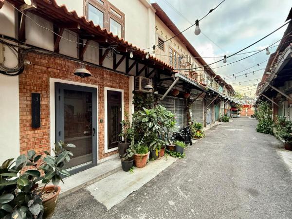 3 Jambatan Steps To Jonker & Riverside - Malacca