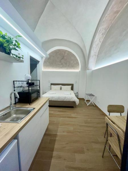 1940 Apartment - Catania