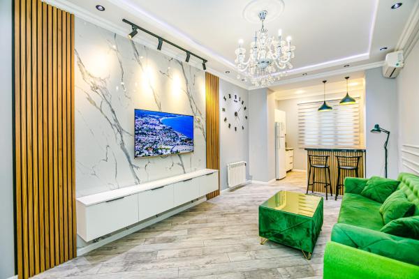 Sahil Skyline Suite Apartment by Baku Housing, Baku