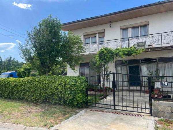 The photo shows the House Stoevi located in the city of Timjanik.