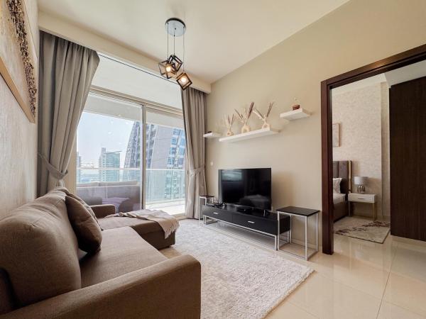 Bronzite 2-Bed Apt Central Dubai Canal Views, Dubai