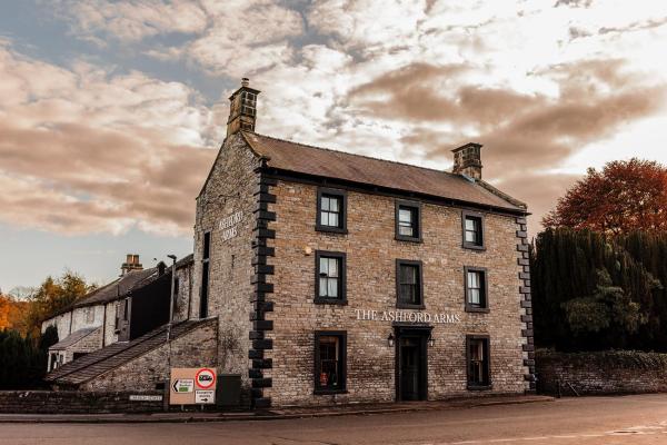 A la foto es mostra l'objecte The Ashford Arms situat a la ciutat de Bakewell.