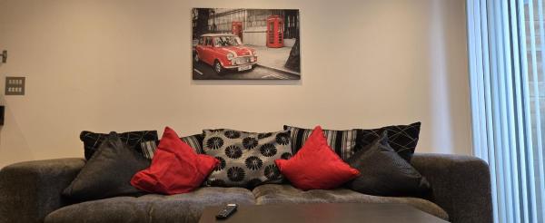 Modern 2BR Flat, London