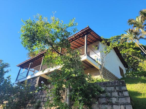 写真にはアンパロ市にあるChalé nas montanhas de Amparo SPが写っています。