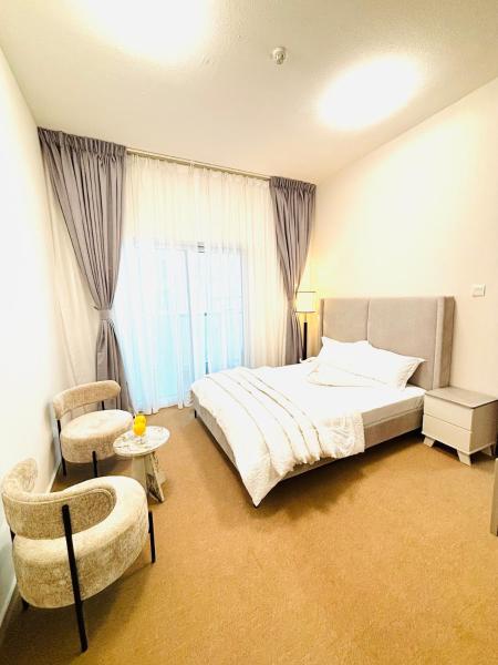 Na fotografii je vidět objekt La Pearl Vacation Home nacházející se ve městě Adžmán.