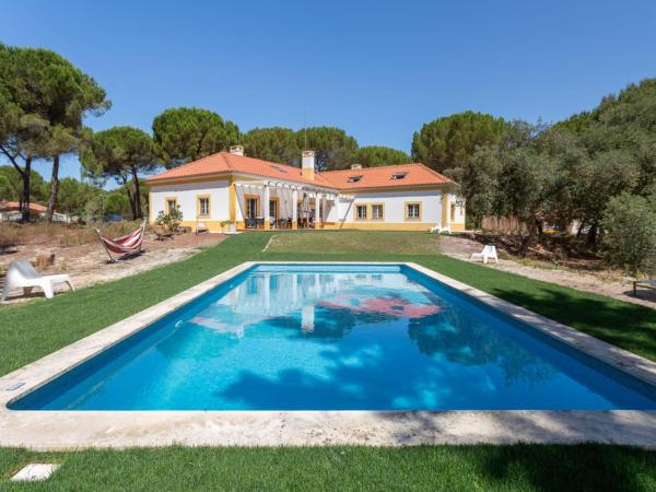 照片显示了位于Alcácer do Sal市的Holiday Home Refúgio no Montalvo by Interhome物件。