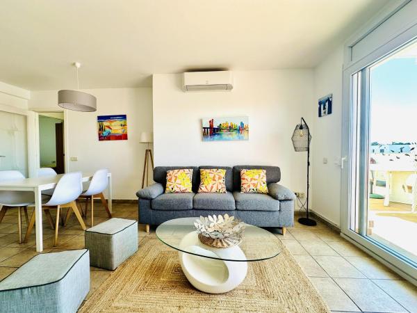 A la foto es mostra l'objecte Apartamento Familiar con Piscina y Jardín cerca de la Playa en Santa Margarita - ES-258-101 situat a la ciutat de Roses.