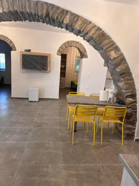 Nella foto è visibile l'oggetto Katoi Apartment situato nella città di Agápi.