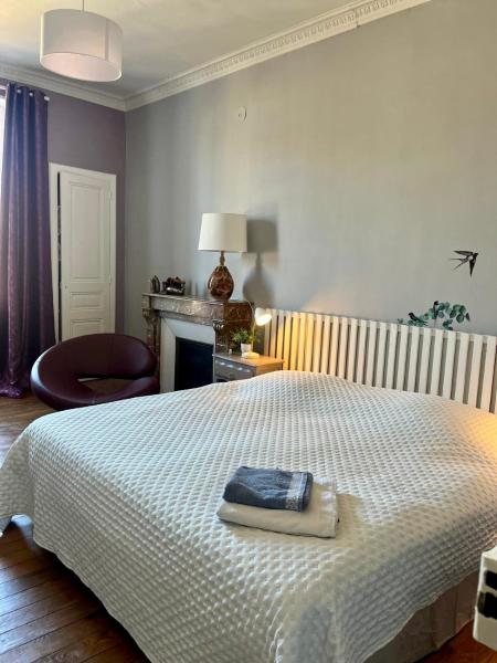 A la foto es mostra l'objecte Gîte au Balcon situat a la ciutat de Louhans.