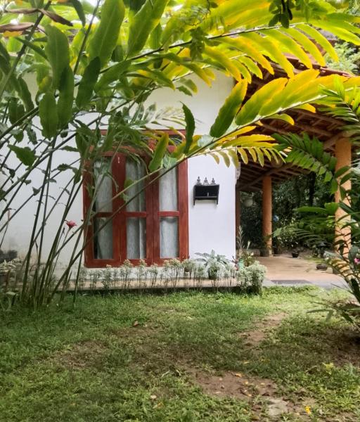 A la foto es mostra l'objecte Lake Road Villa situat a la ciutat de Malalagamaduwa.